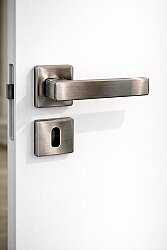 Alm Bella Kare Rozetli Erlux İnox ODA kapı kolu - ÖZEN